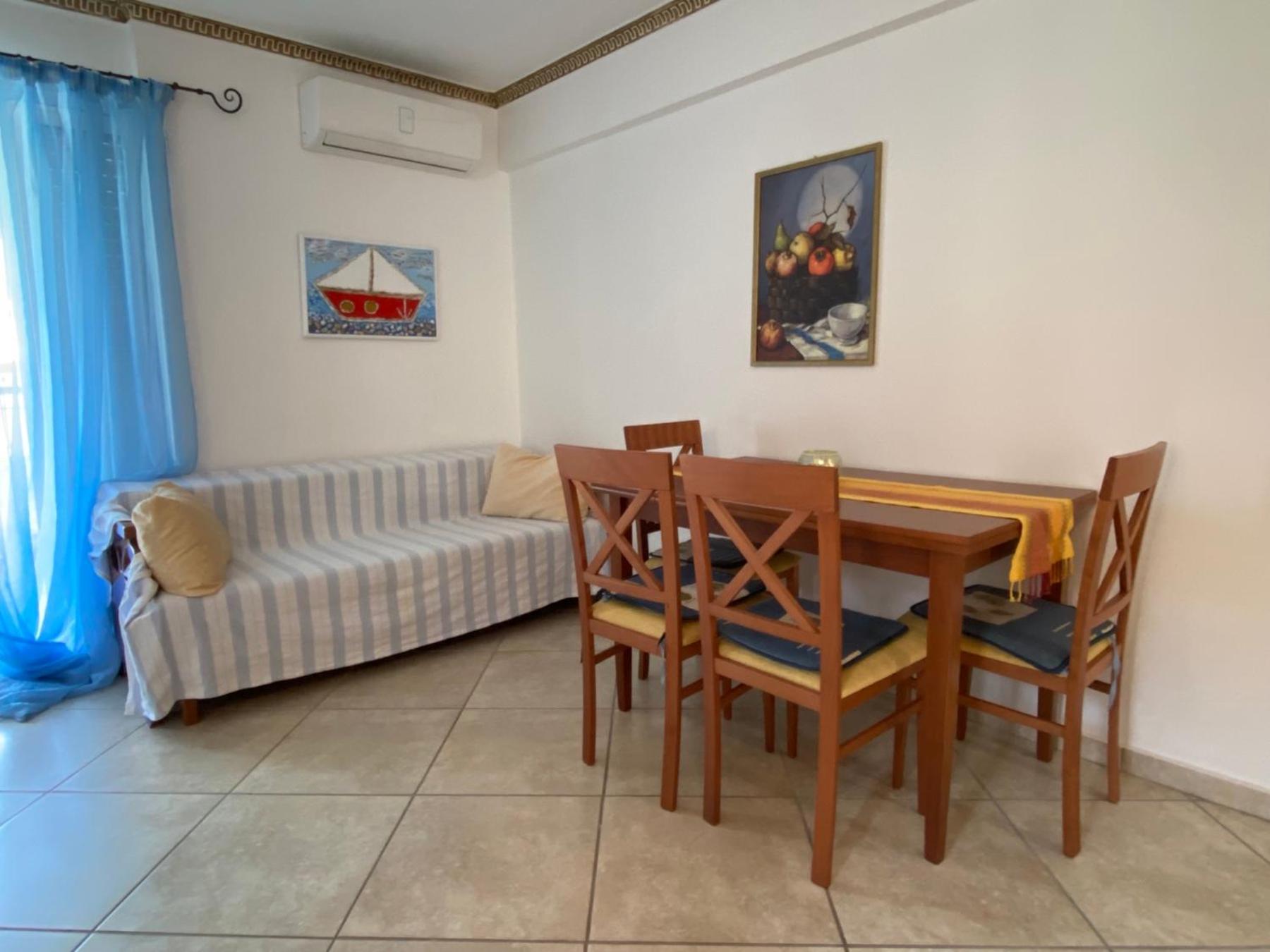 Roula Apartment Neoi Poroi Exterior photo